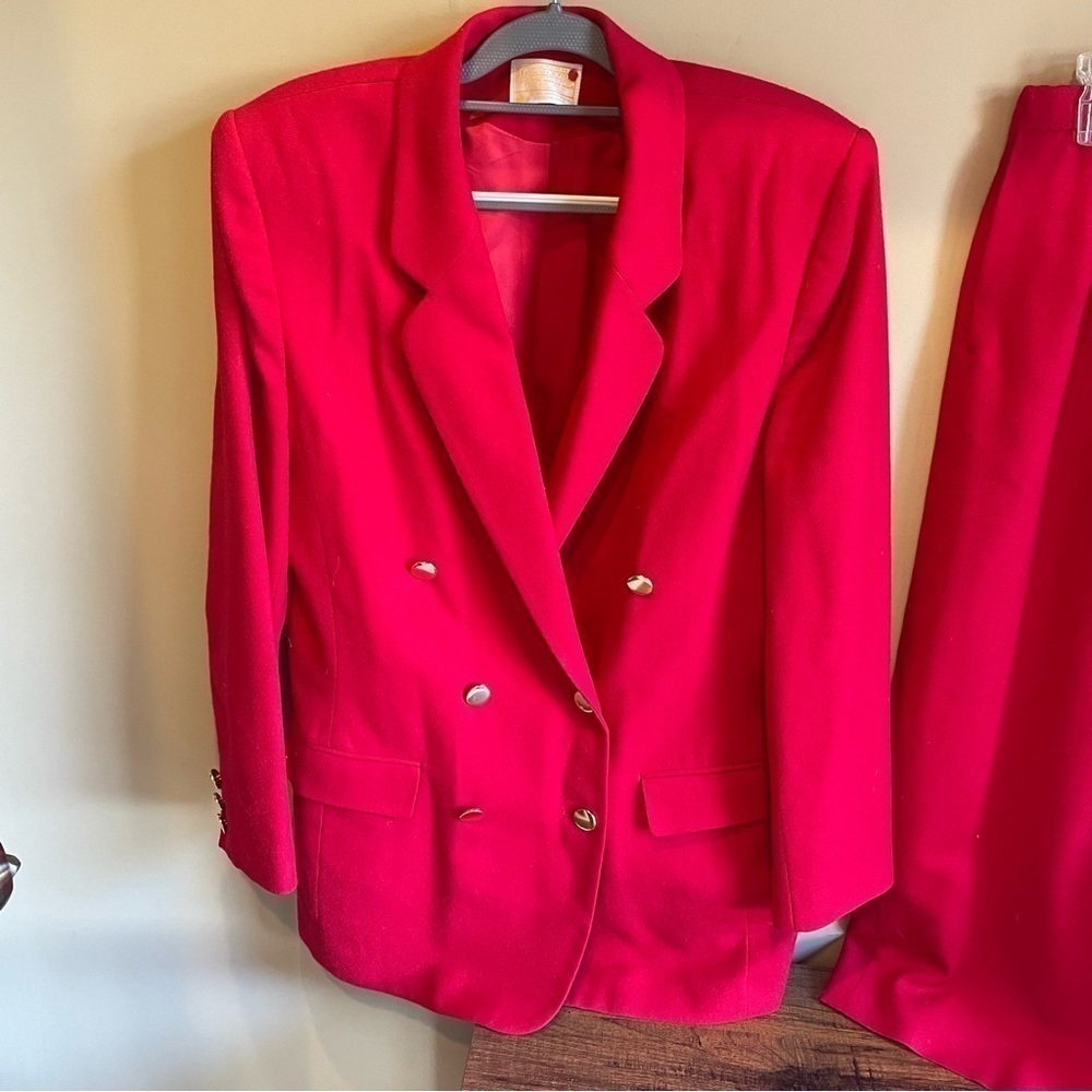 Vintage Pendleton 100% Virgin Wool Red Jacket with Skirt , Size 12 Tall